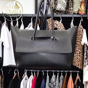 Elegant Black Handbag